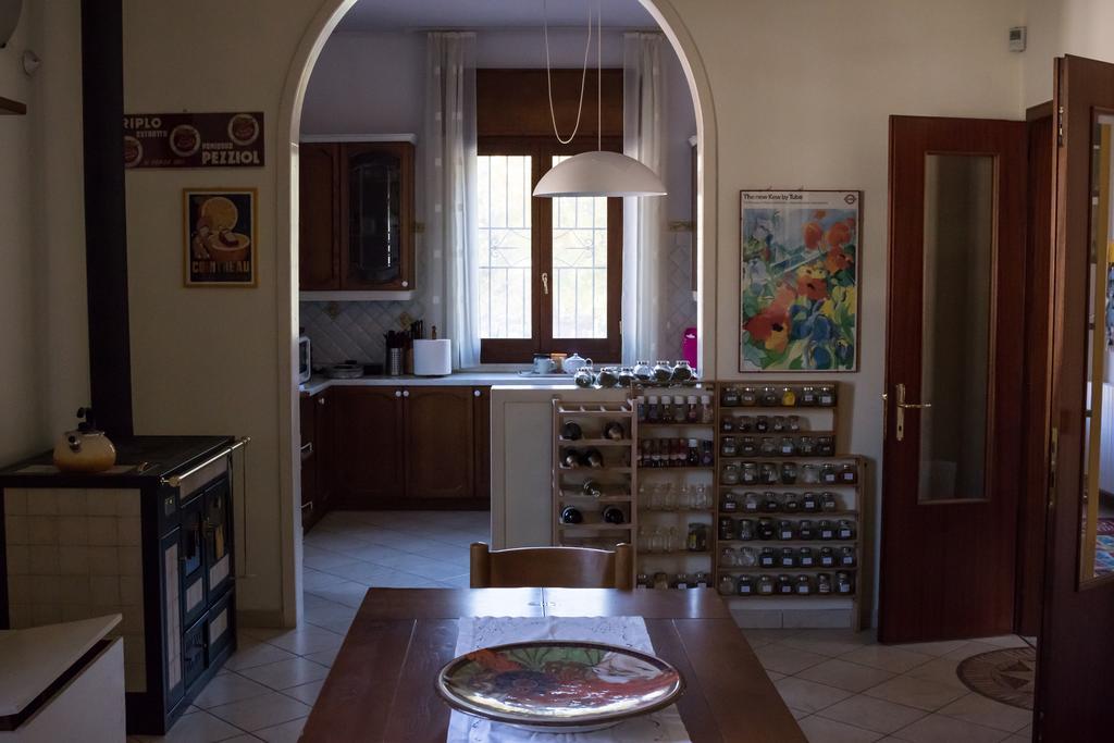 B&B Goccia Savigno Bagian luar foto